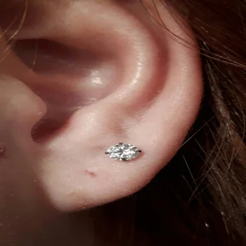 1pcs 14G CZ Zirkón Okrúhly Tvar Ear Piercing Tragus/Chrupavky Stud Prírubového Krúžku Piercing Body Šperky
